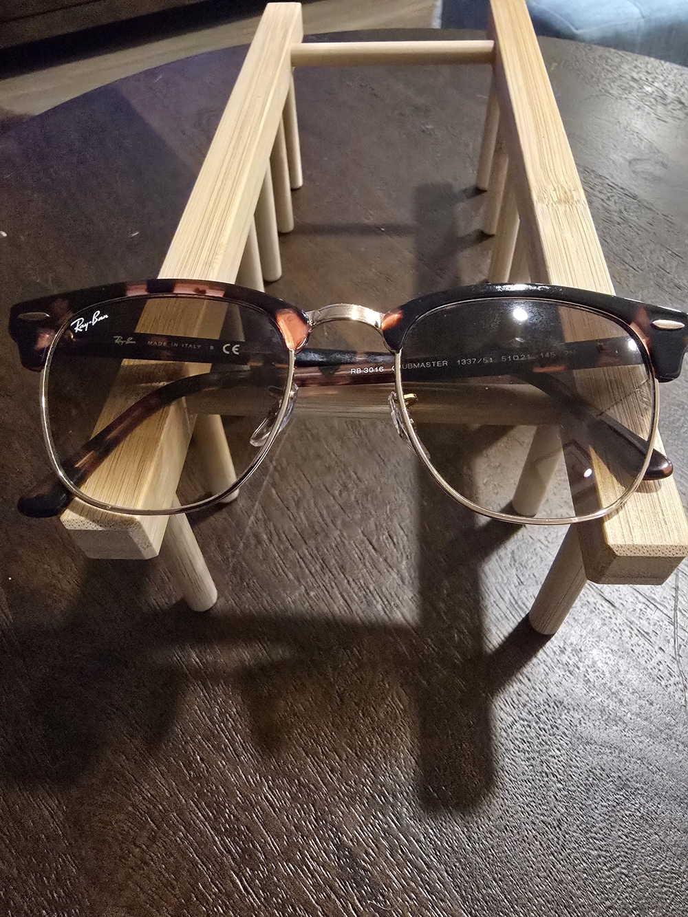 Ray-Ban Clubmaster Sunglasses in Havana Tortoise & Gold Brown Gradient Lenses